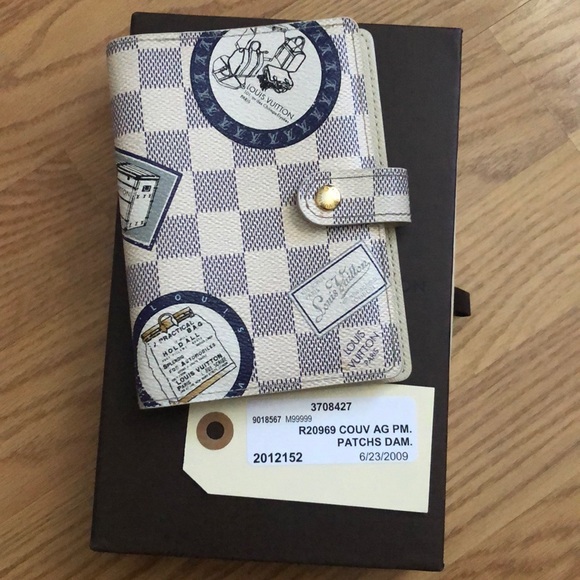 Louis Vuitton Other - Louis Vuitton Agenda